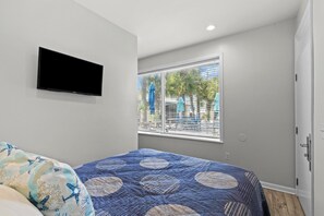 Habitación triple básica, vistas a la bahía | Wifi gratis y ropa de cama