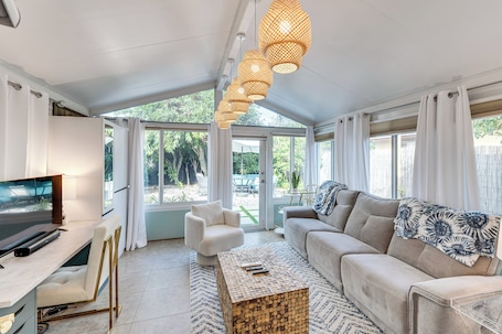 TV, fireplace. Coastal Home Near Palm Beach: Patio + Beach Gear!