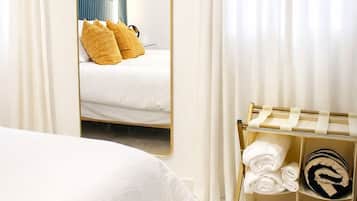 Iron/ironing board, WiFi, bed sheets