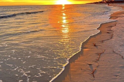 Brand New~Pool Side View~1st Floor