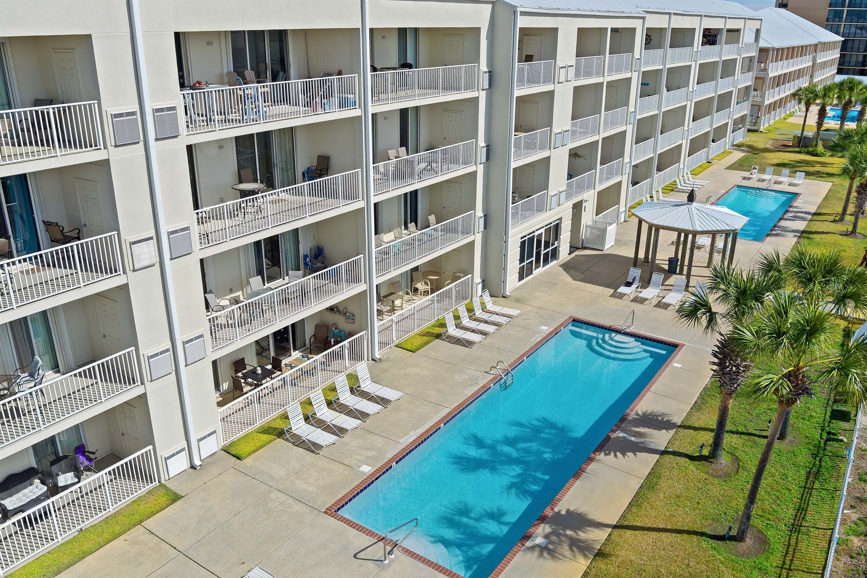 Opvarmet pool