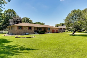 Exterior - The Reunion Ranch - Calm & Restful Home Central NE (Grand Island)