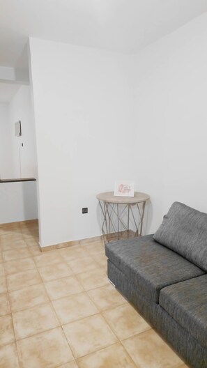 Living area - Apartment 5 minutes from the stadium (Rabat)