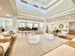 Lobby - Serenity at Bahama Bay For 8 (Davenport)