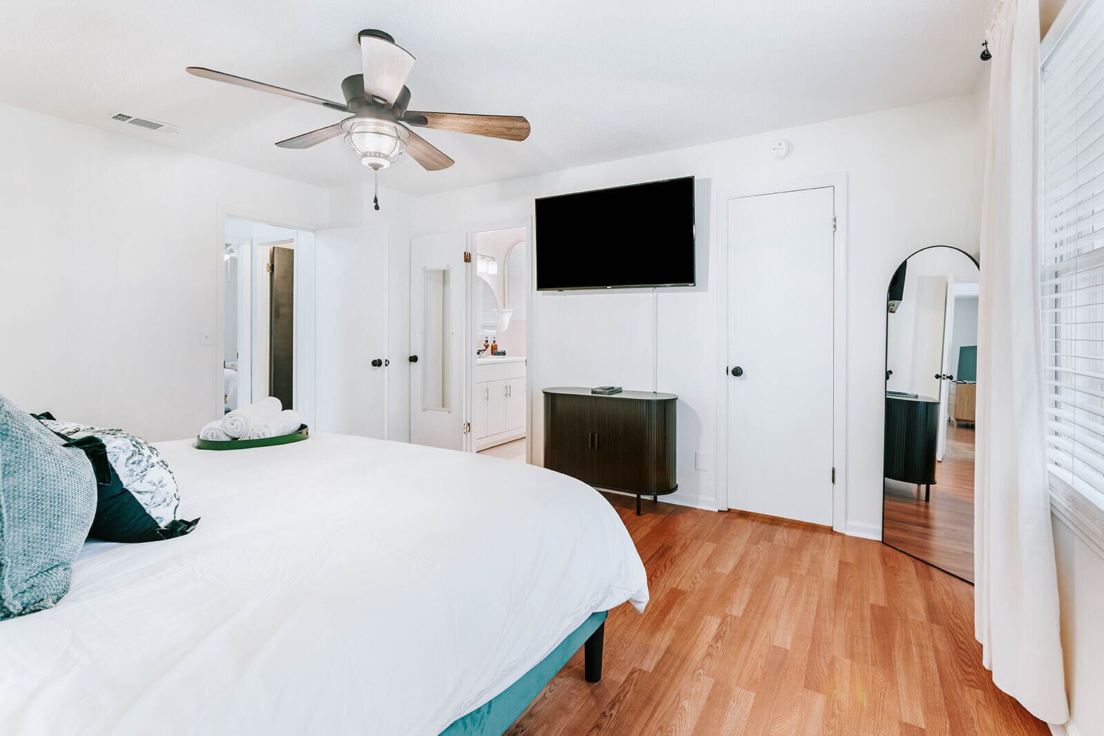 3 chambres, Wi-Fi gratuit, draps fournis