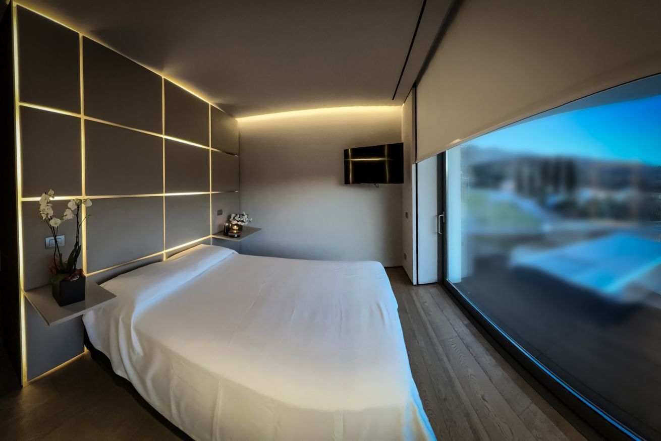 4 habitaciones, tabla de planchar con plancha y wifi gratis 