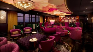 2 Bars/Lounges