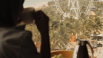 Egyptian cotton sheets, premium bedding, pillow-top beds, in-room safe