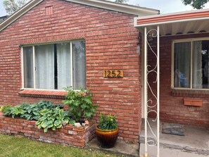 تفاصيل الفندق من الخارج