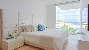 Villa, 4 Bedrooms (+ Nanny Quarter) | Egyptian cotton sheets, premium bedding, Tempur-Pedic beds, minibar - Viceroy Residences Los Cabos (San José del Cabo)