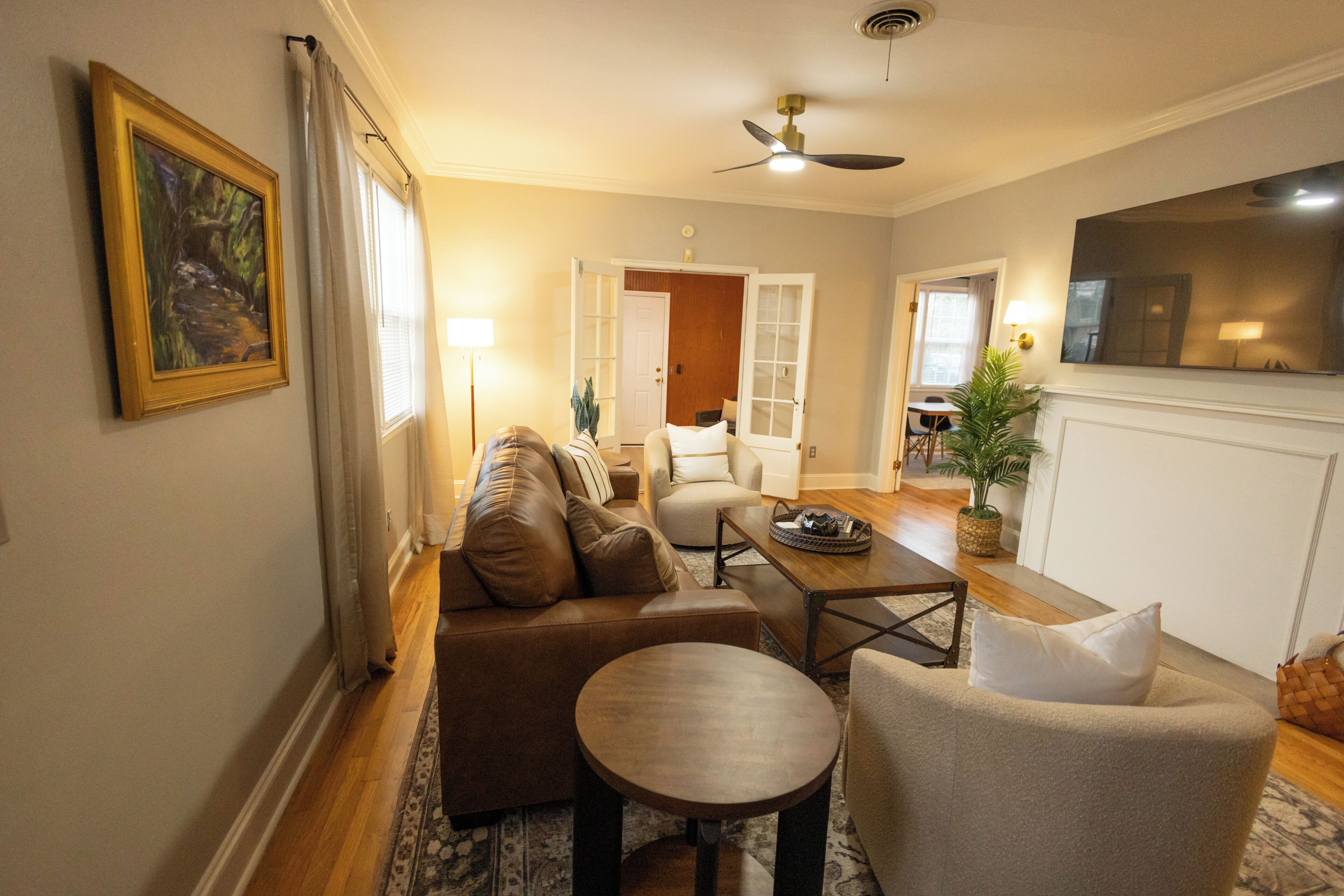 Smart TV, video games, DVD player, books