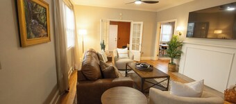 Walkable Vidalia Retreat