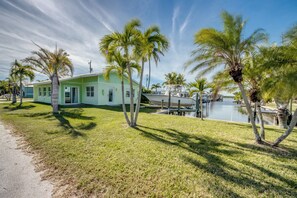 Exterior - Remodeled - Matlacha - Quiet - Gulf Access Canal (Matlacha)