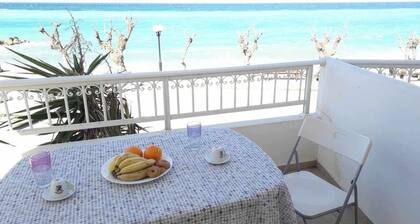 Serenelands Seaside House by MPS