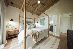 3 Schlafzimmer, Reisekinderbett, kostenloses WLAN, Bettwäsche