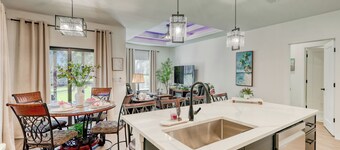 Gorgeous 3-bedroom house with  beautiful  view on the canal in Rotonda West FL