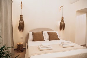1 bedroom, WiFi, bed sheets - OAZA Romance Suite with Jacuzzi | Catania (Catania)
