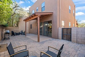 Terrace/patio - NEW! Chic hideaway, Central Location! (Tucson)