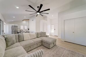 Smart TV - Modern Retreat with Private Pool/Hot Tub! (Mesa)