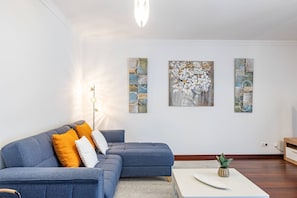 Living area - Secret Stay Funchal Center (Funchal)