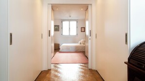 2 bedrooms, iron/ironing board, WiFi, bed sheets - OPEN SPACE premium in the Gardens (São Paulo)