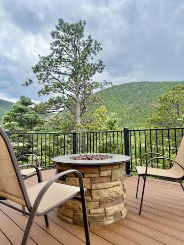 Bear House in the mountains Cuchara Co.