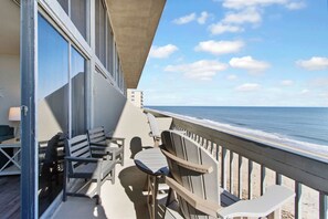 Terrace/patio - Century One #1008 (Ocean City)