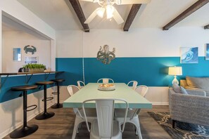 Dining - Wight Bay North 243 (Ocean City)