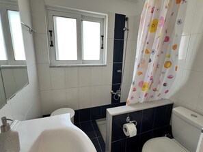 Bathroom - Serenelands Derveni by MPS (Ligia)