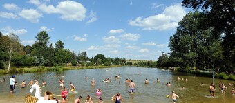 Au Vieux Gouvy: Family gîte, large enclosed garden & pets welcome