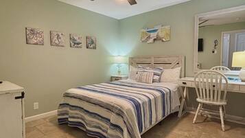 2 多间卧室、熨斗/熨衣板、上网接入、床单