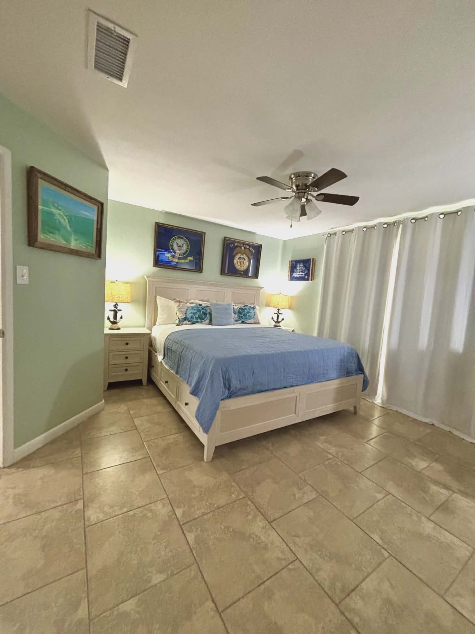 2 多间卧室、熨斗/熨衣板、免费 WiFi、床单