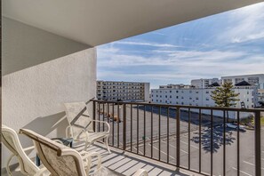 Property grounds - Bluewater East 406N (Ocean City)