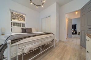 2 Schlafzimmer, Bügeleisen/Bügelbrett, kostenloses WLAN, Bettwäsche