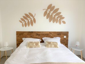 4 Schlafzimmer, Bügeleisen/Bügelbrett, Reisekinderbett, WLAN