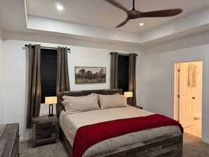 3 soverom, strykejern/-brett, wi-fi og sengetøy