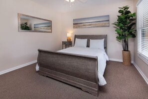 2 bedrooms, WiFi, bed sheets - 2BR Near Uptown Charlotte (Charlotte)