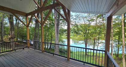 Newly Renovated Cabin on West Branch @Monument Pool w/ 2000' of Private Access