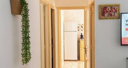 Apartment a stone's throw from the sea