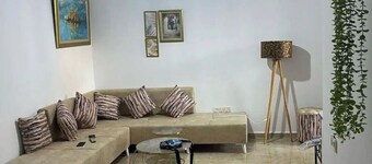 Apartment a stone's throw from the sea