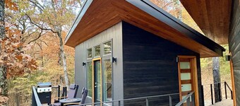 The Cabin at Rocky Top w/ Private Outdoor Hot Tub