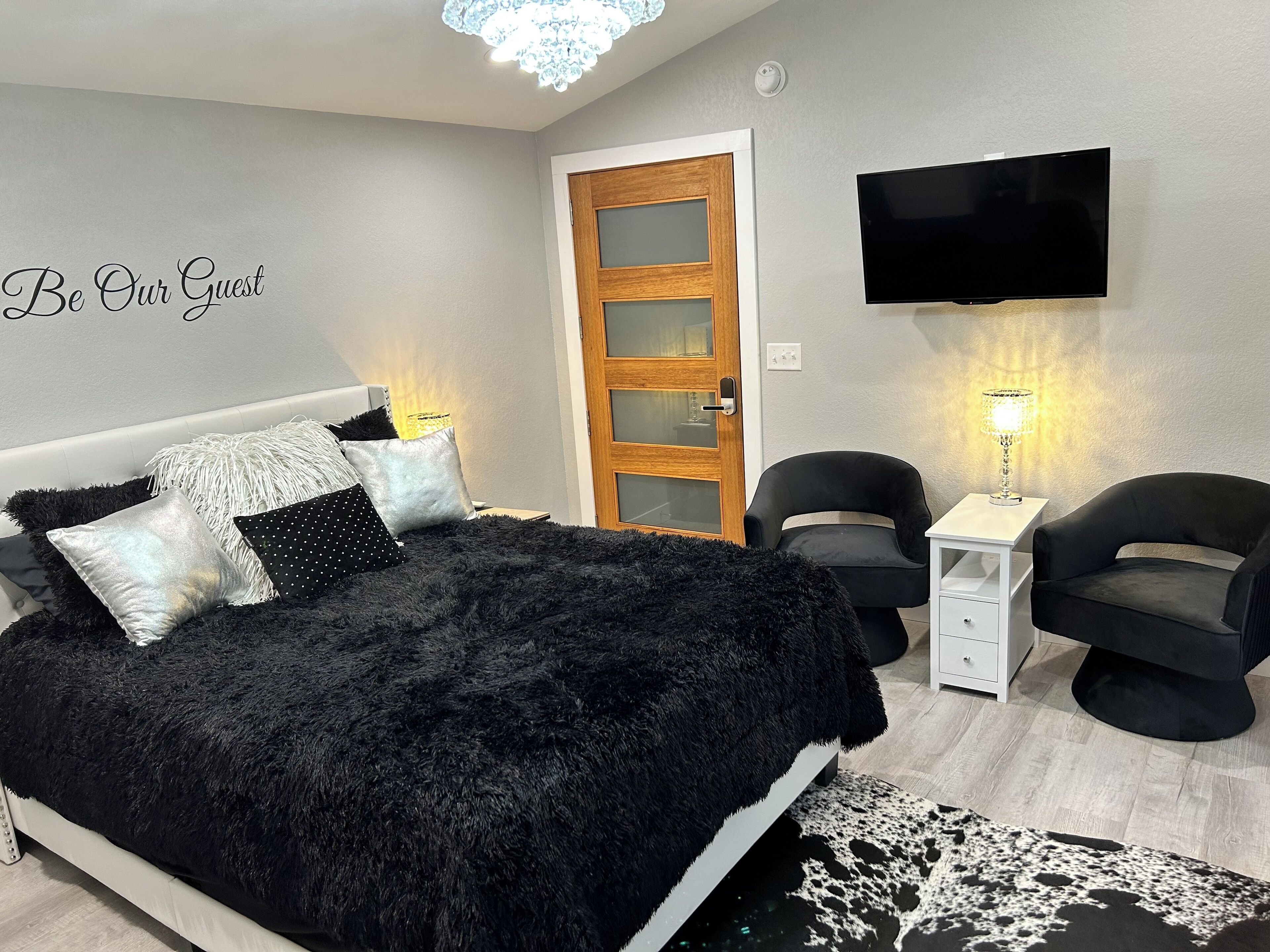 1 多间卧室、熨斗/熨衣板、免费 WiFi、床单