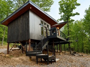 Exterior - The Cabin at Rocky Top w/ Private Outdoor Hot Tub (Van Buren)