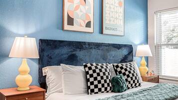 2 habitaciones, tabla de planchar con plancha, wifi y ropa de cama