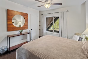 Room - Château Rouge 214 ~ Palisades Place (Red Lodge)