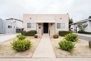 Exterior - Sun-filled North Park Gem | Walk to everything! (San Diego)