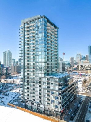 Exterior - The Current - Chic East Village Condo - Near River (Calgary)
