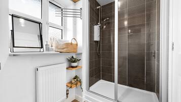 Hair dryer, towels