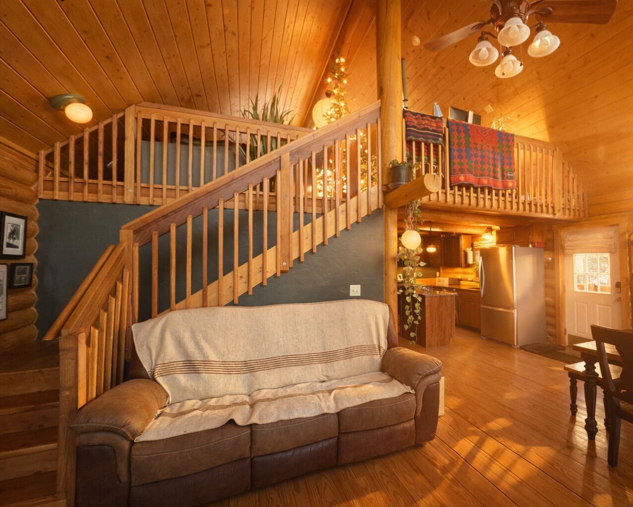 Smart TV, fireplace, video games, table tennis