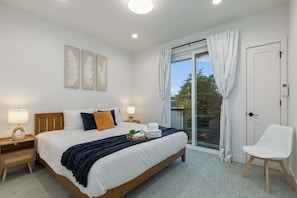 2 bedrooms, desk, iron/ironing board, free WiFi